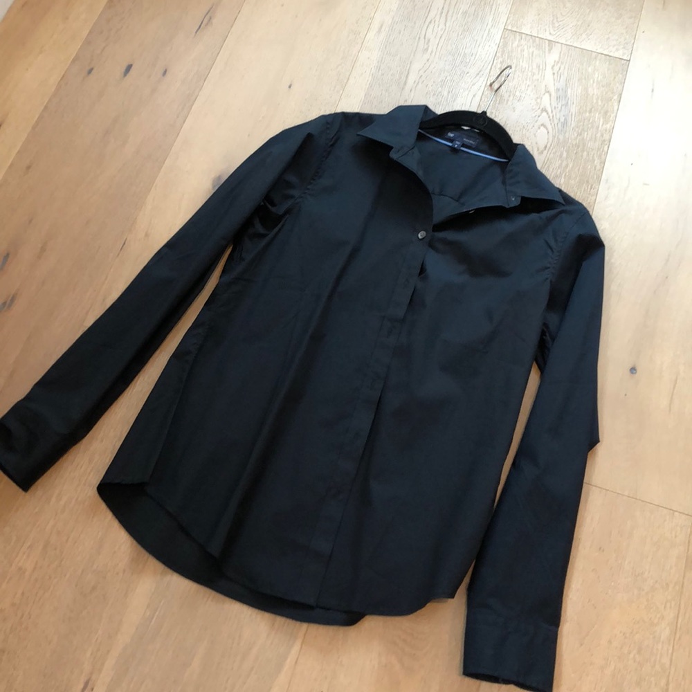 Black Gap shirt. Stretch fitted